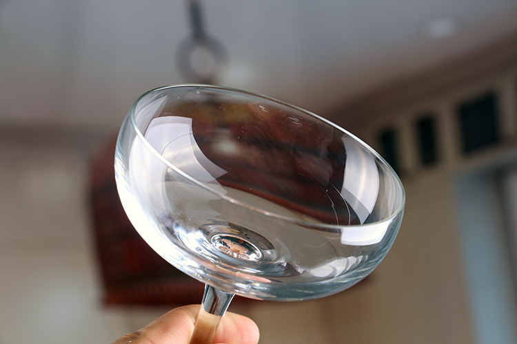 Inexpensive champagne saucer