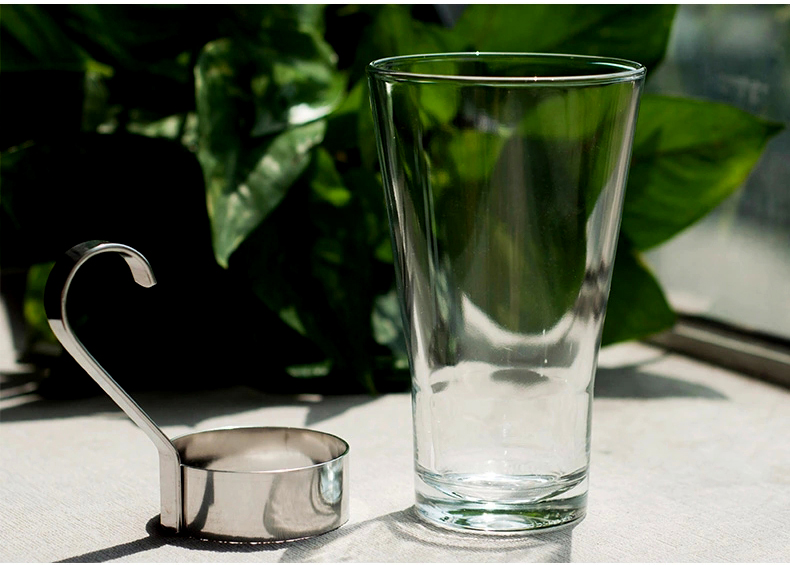 Coffee mug with handle