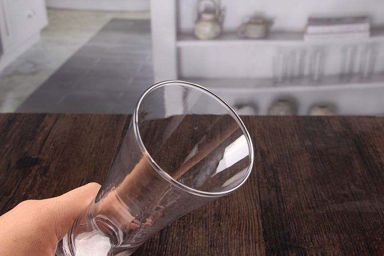 Wide mouth beer glasses