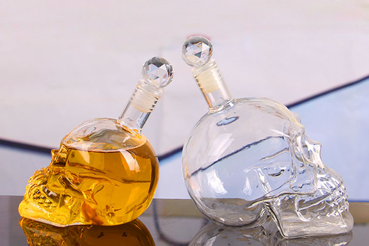 Skull decanter