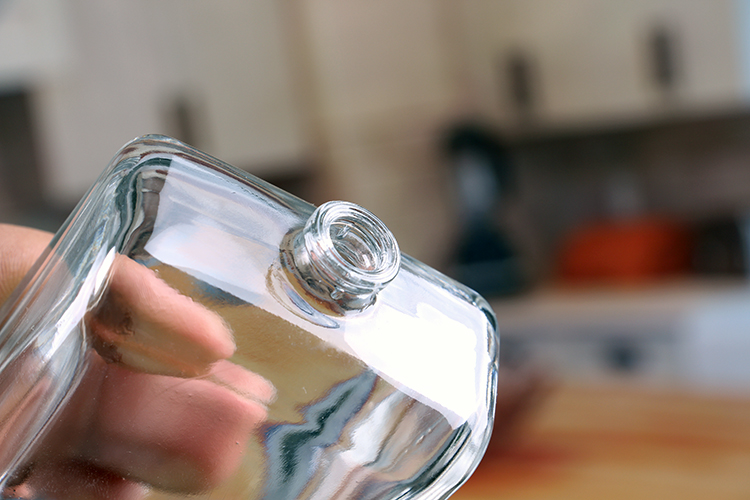 Glass perfume bottle with stopper