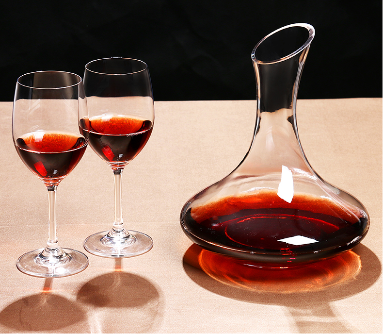 Glass decanter