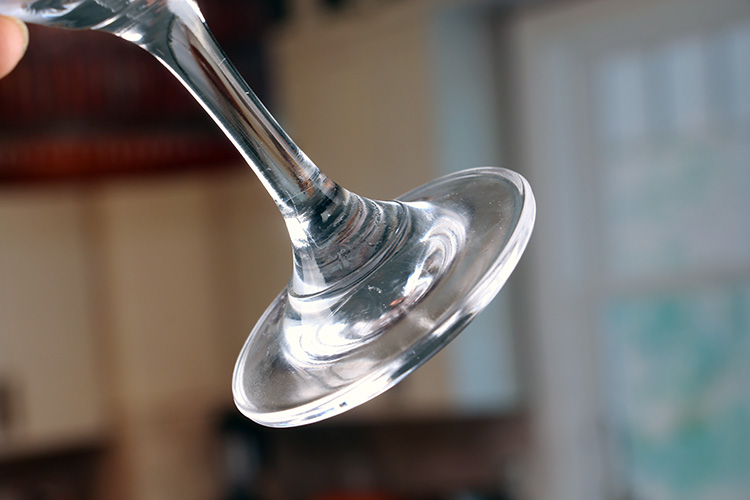 wine tasting glasses