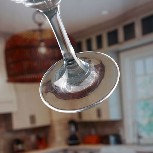 Bulk crystal wine glass