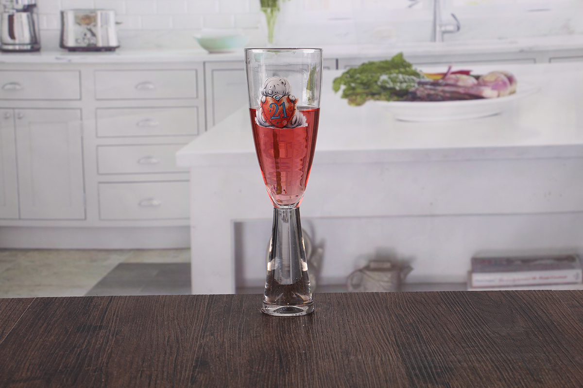 Patterned champagne flutes