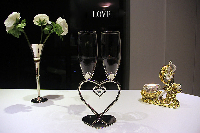 Wedding champagne glass sets