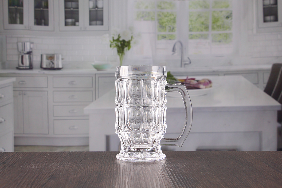 Chalice pint glasses