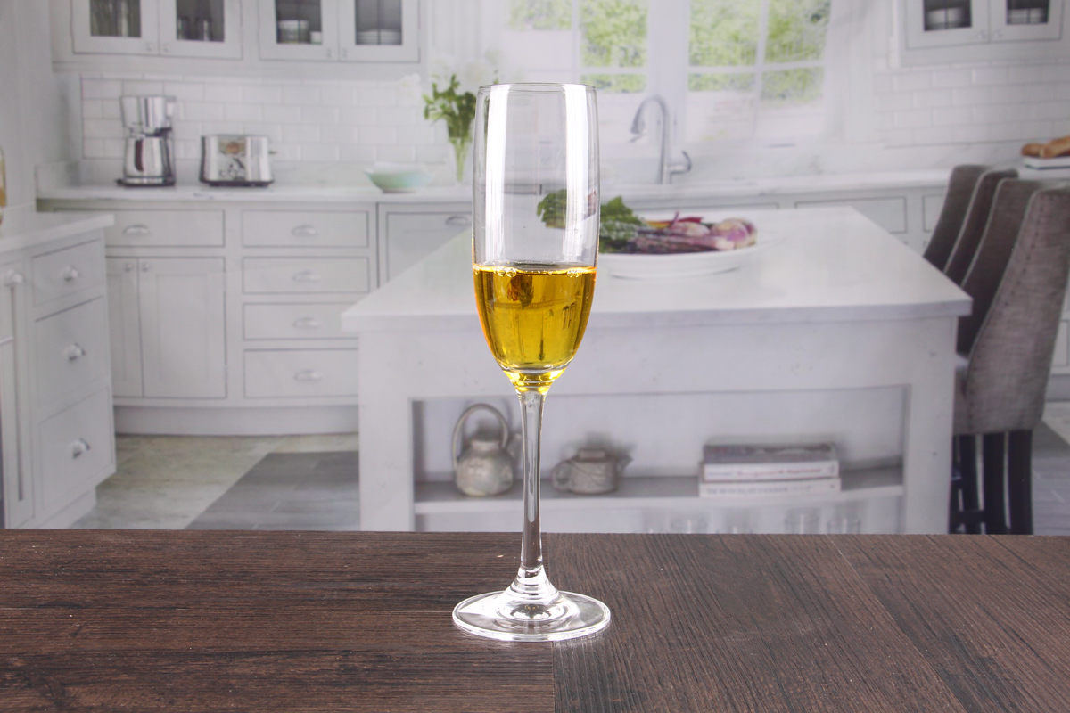 Inexpensive champagne flutes