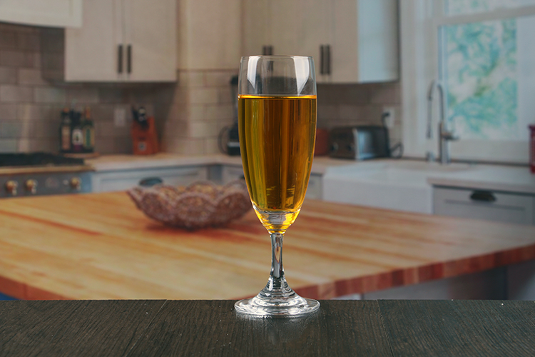 Short stem champagne glass