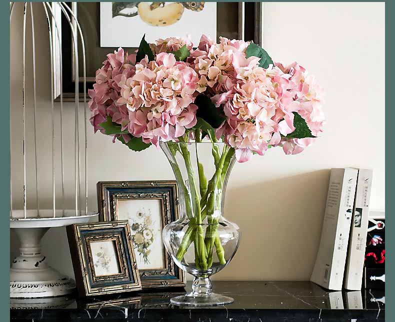 hand blown glass vase