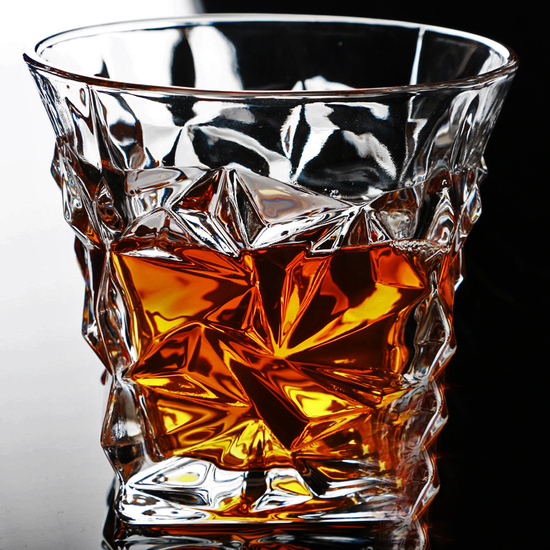 scotch whisky glasses