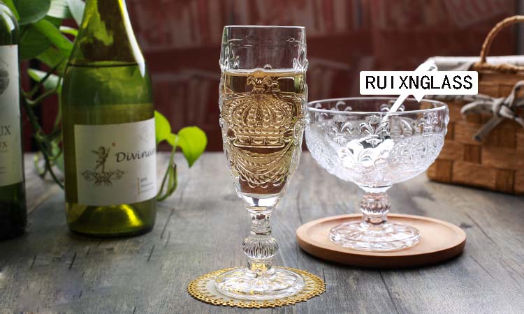 engravable champagne flutes