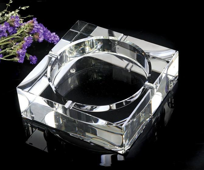 clear glass ashtrays