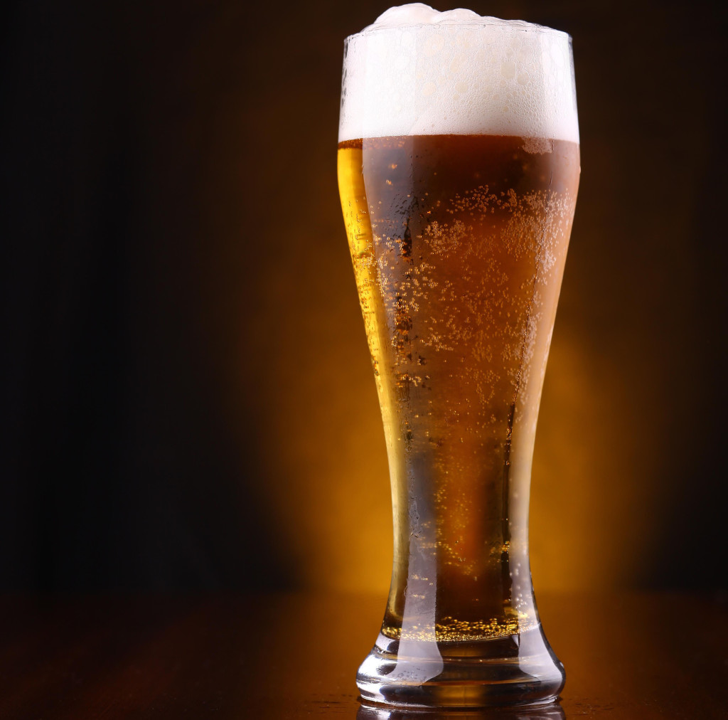 China Promotion Beer glass in February