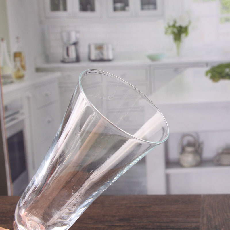 Wide mouth champagne glasses