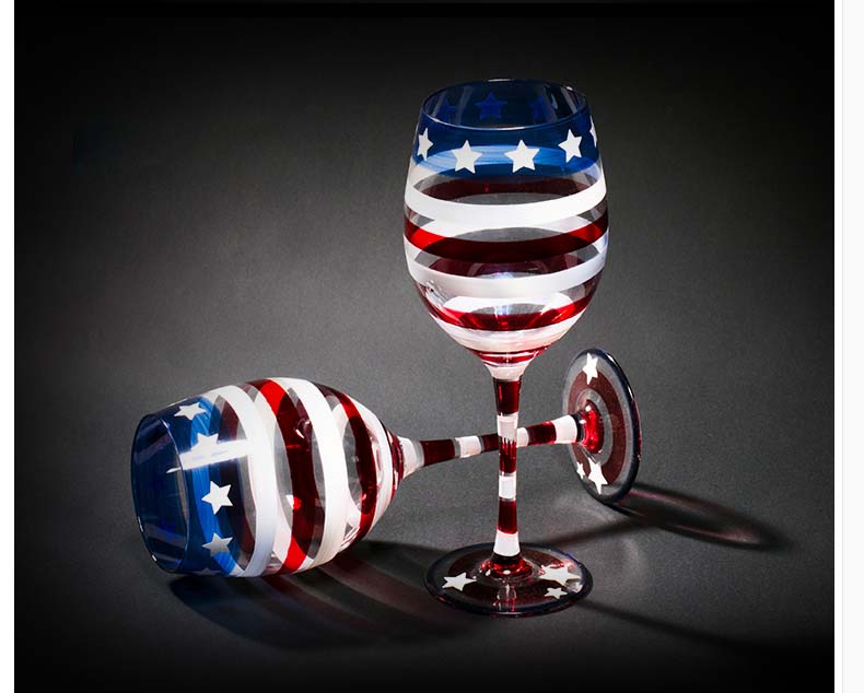 hand painting wine glasses