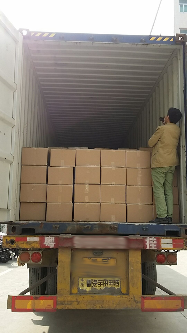 Wineglass supplier exports wine glasses to Holland