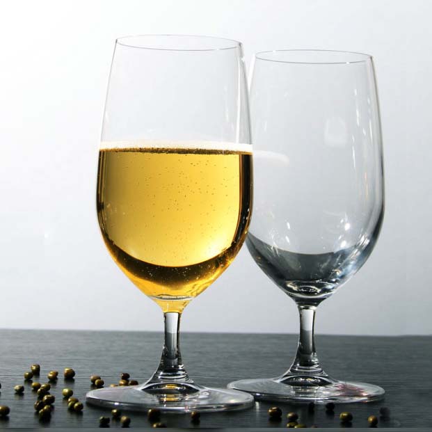 Tulip wine glass