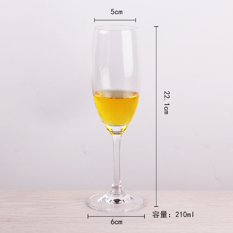 champagne coupe glasses