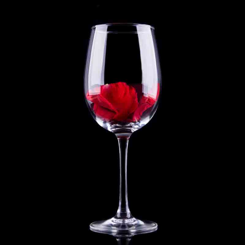 red wine glass