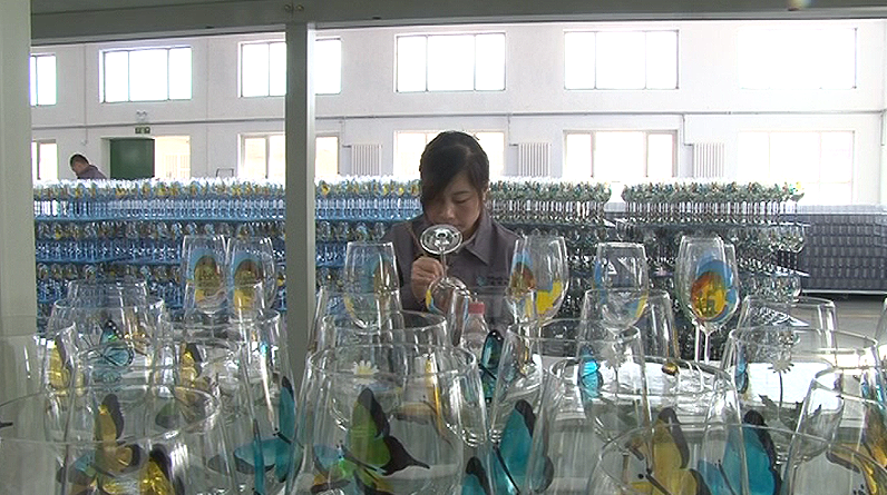 china glassware factorys,china glassware manufacturers,professional glassware manufacturing enterprise