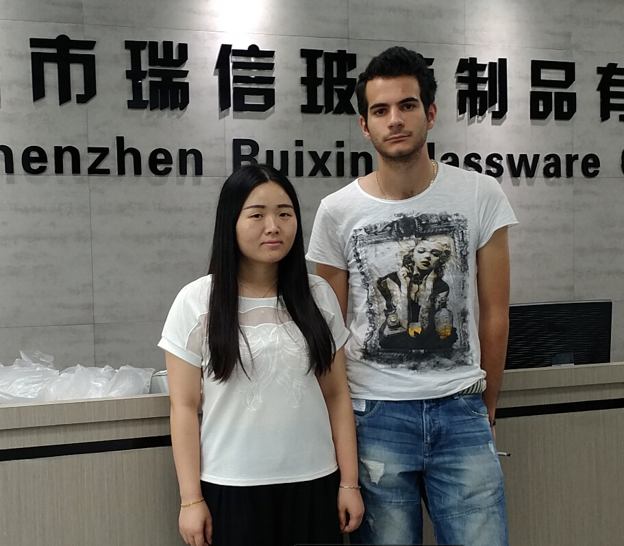 2 Temmuz'da İtalya Müşteri ziyareti RuixinGlass