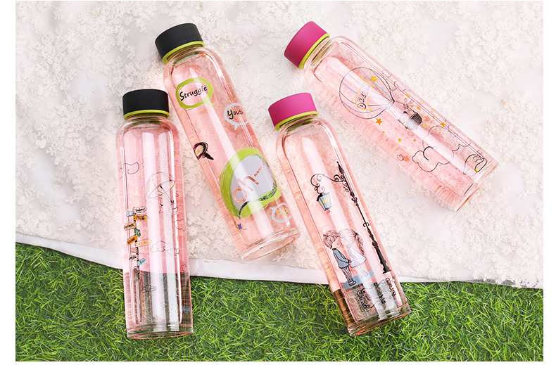 Sağlıklı seçim içme cam bardak ve enerji Kupası kullanmak var