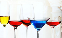 Quelle est la différence d'apparence entre un verre de bordeaux et un verre de vin de Bourgogne&