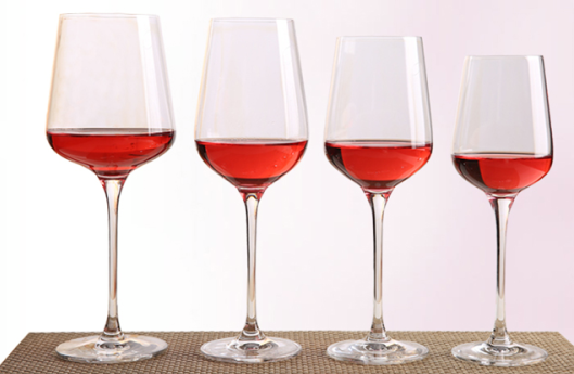 Usine de personnalisation de verre de vin rouge