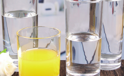 Comment éviter l'éclatement du gobelet en verre lorsqu'il fait froid?