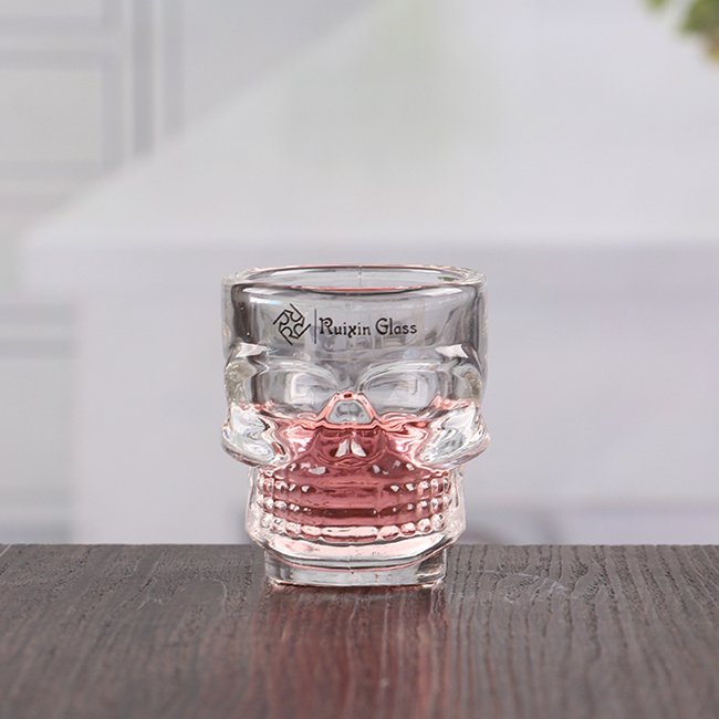 심천에서 1.5 온스 45 ml 맞춤된 두개골 셧된 잔 세트 공급 업체