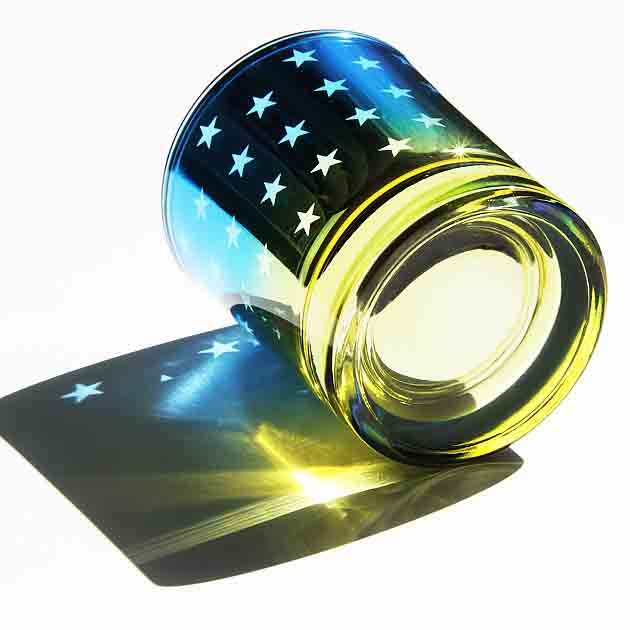 China colored glass candlesticks supplier