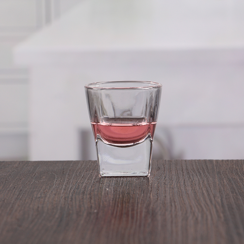 China Lieferanten Großhandel Custom billige personalisiert gedruckt Schnapsgläser