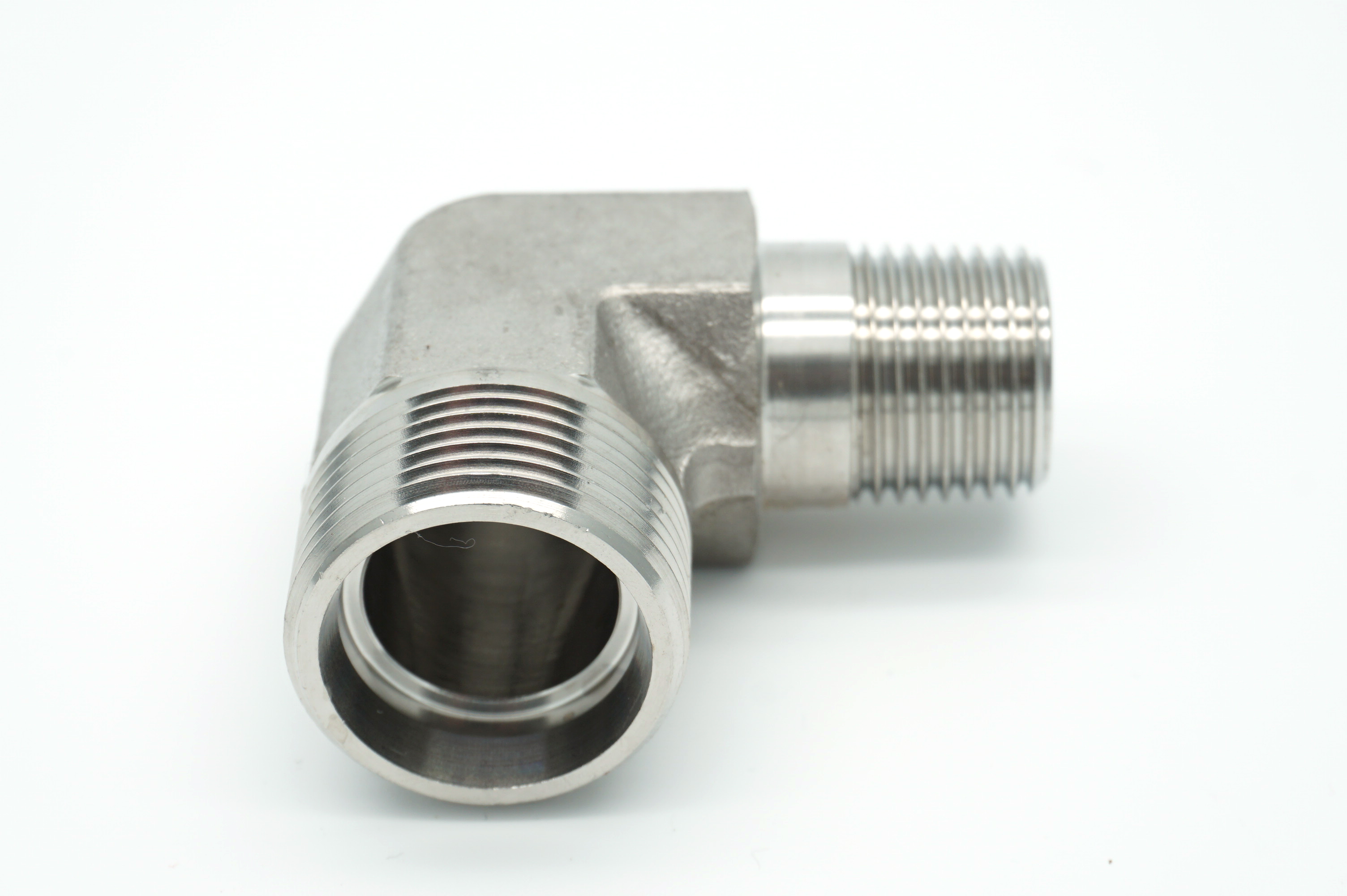 1CT9-SP 90 degree elbow BSPT Male