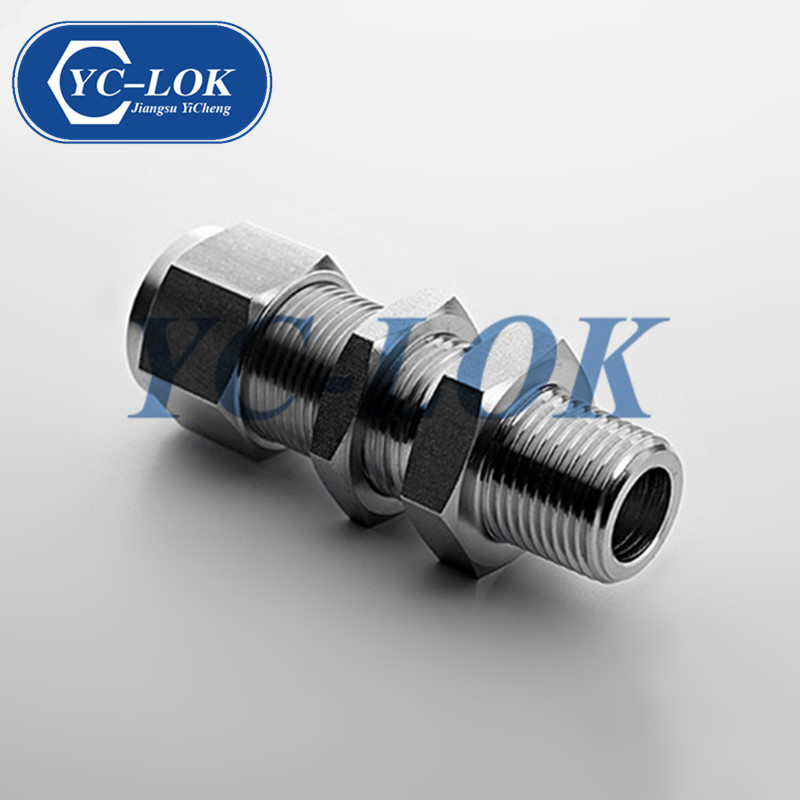 3/4 NPT Bulkhead Male Coupling Fitting