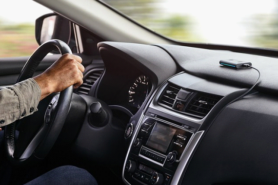 Amazon pushes car smart assistant new products