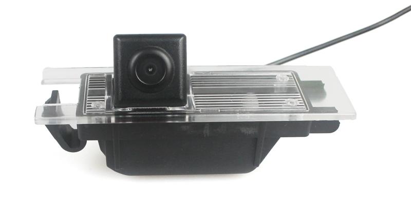 别克君威/凯越 XT 后视摄像头