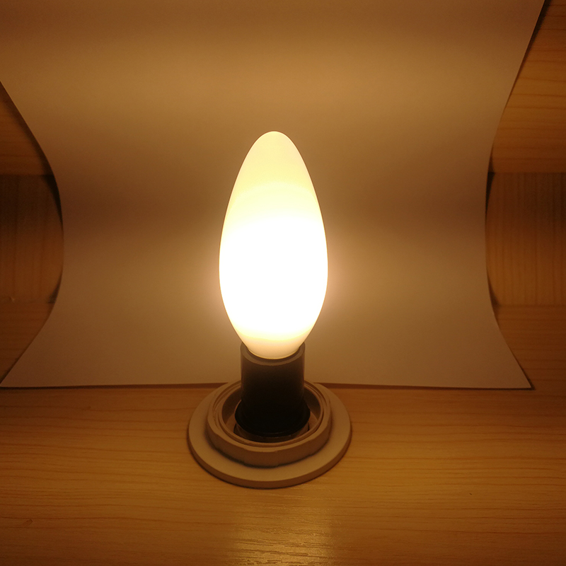 LED filament light bulb C35 5.5W