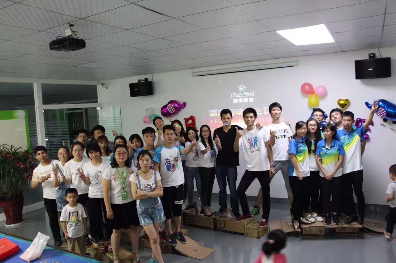 Home Team Show 2017, Ruixin Team