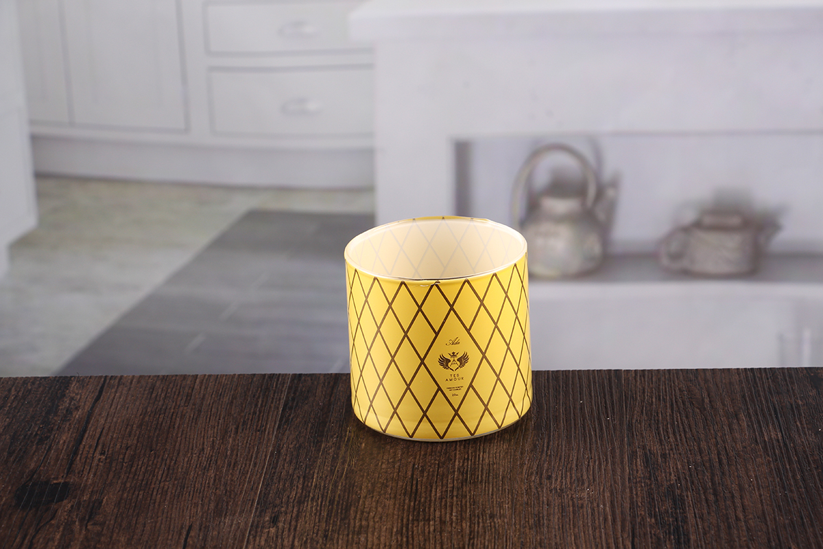 Decorative hurricane candle holders