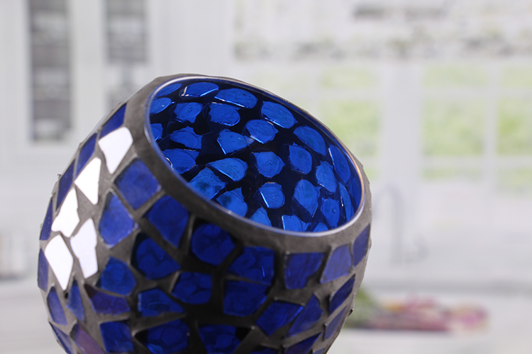 Mosaic candle holder set