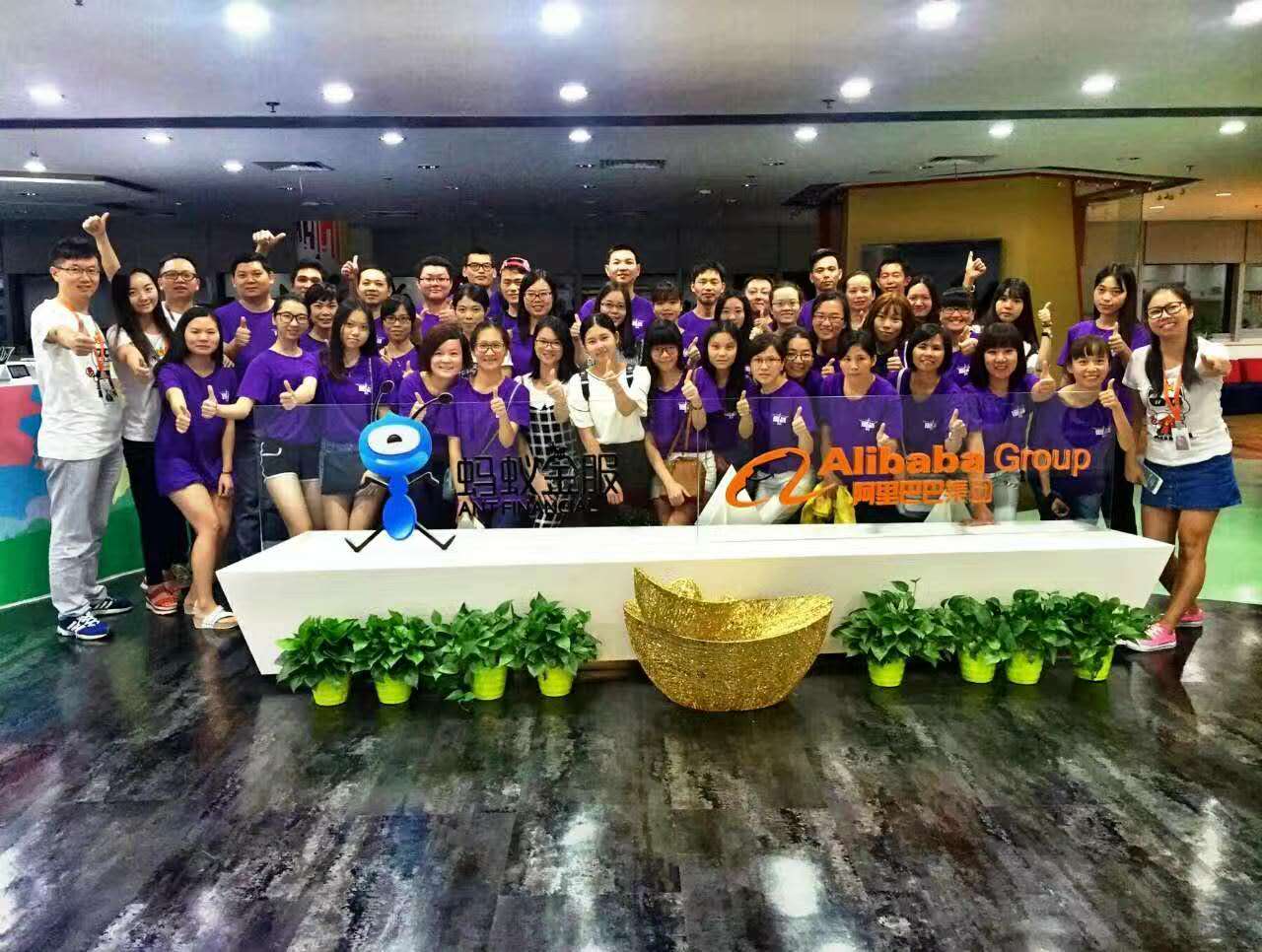 Home Team Show 2017, Ruixin Team