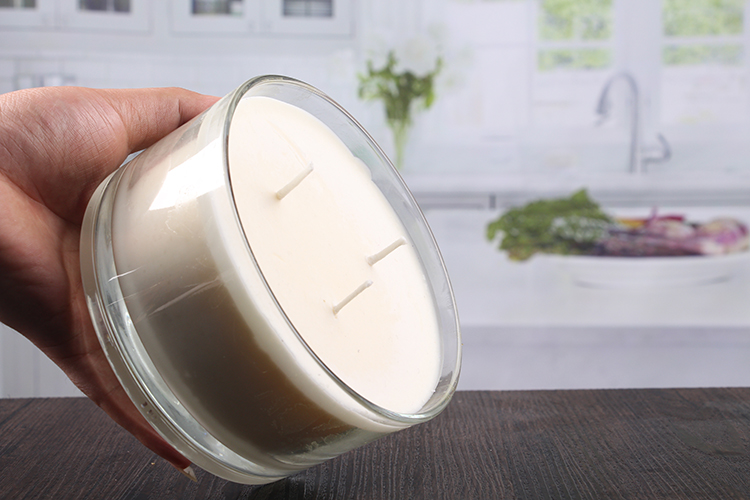 Bulk candlestick holders