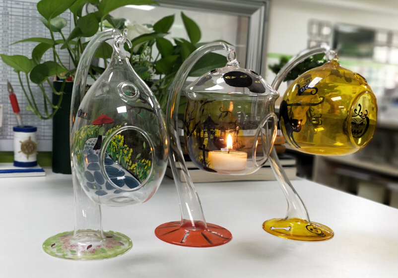 Halloween: We all have a candle holder to light - Halloween candle holders supplier