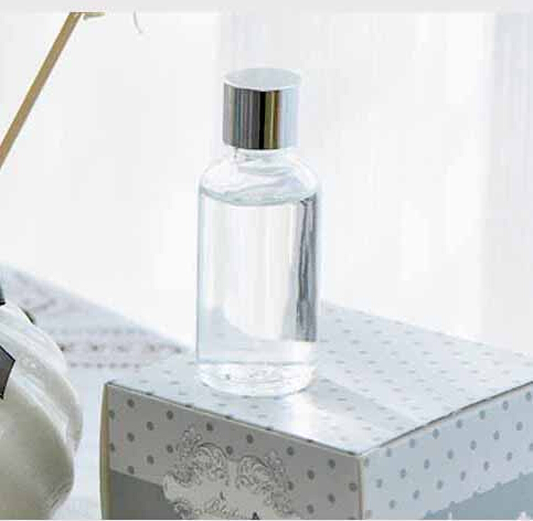 Glass diffuser bottle