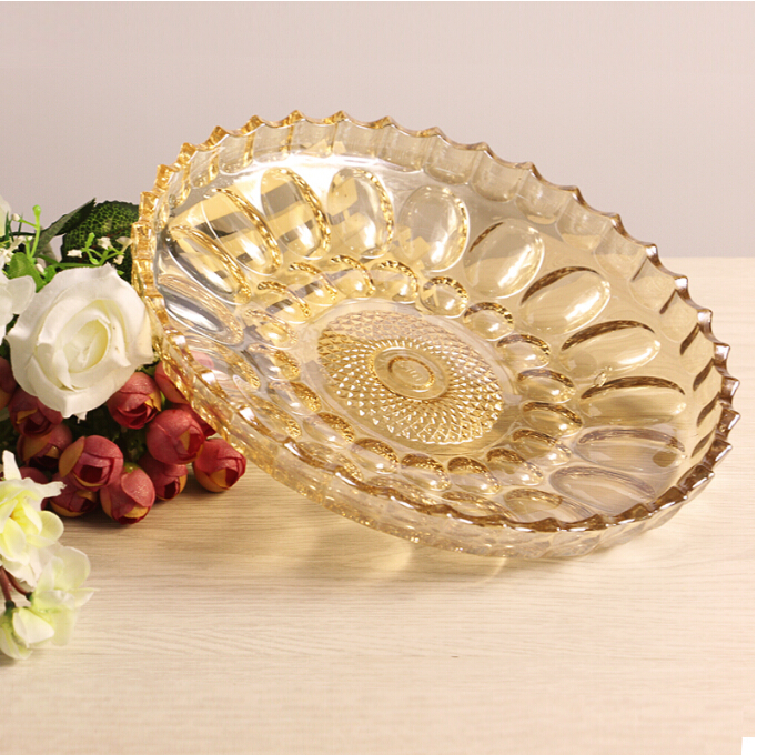 Yellow glass dish