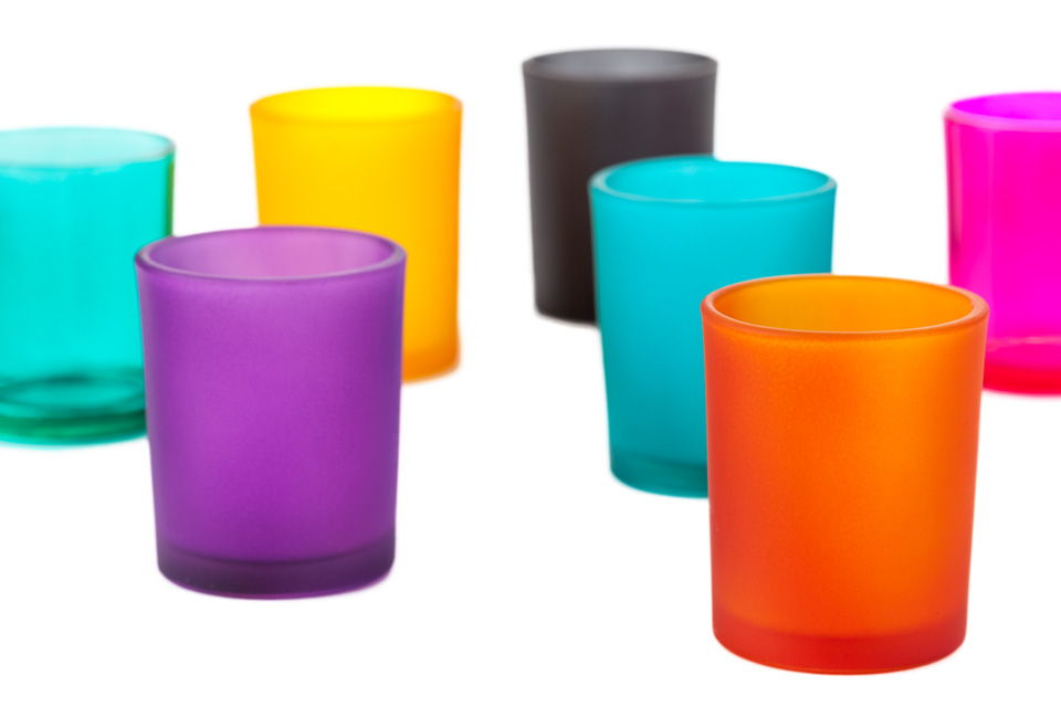 Color spray candle holder
