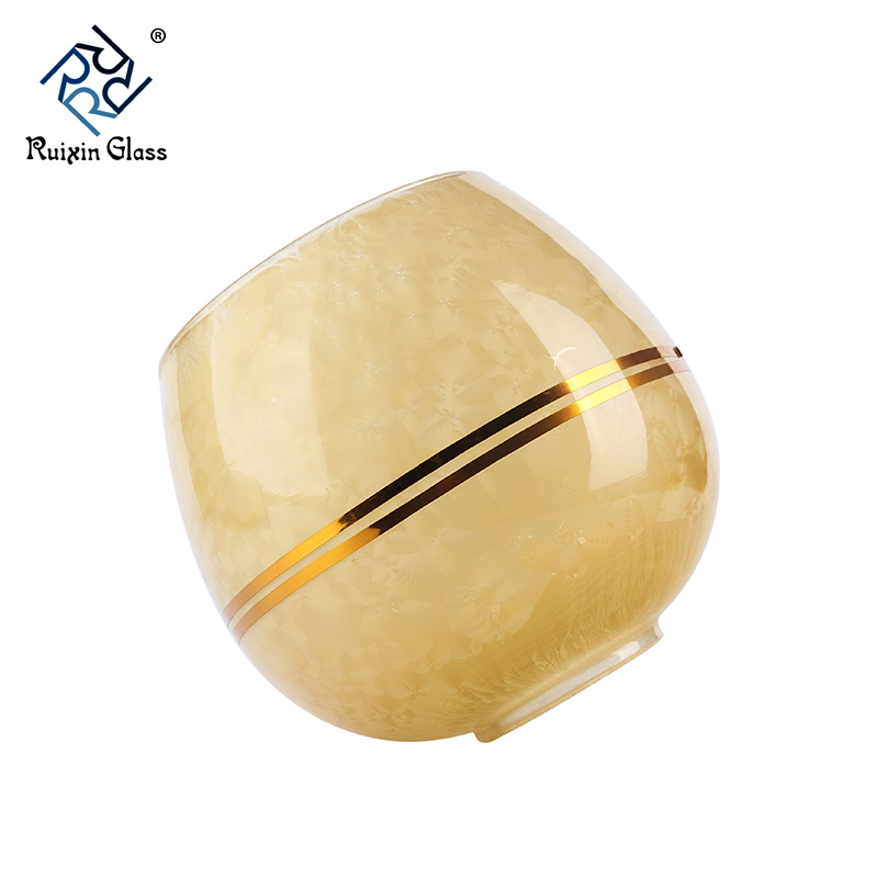 Windproof candle holder