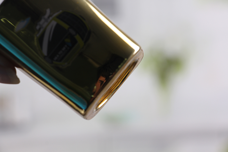 Square candle holders