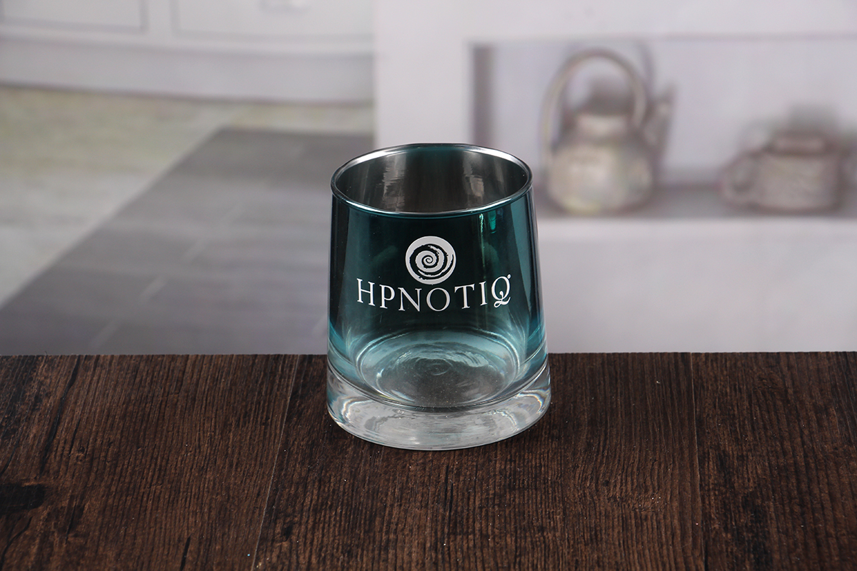 Decorating glass candle holders